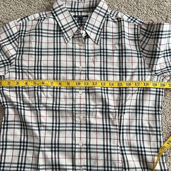 Burberry London large long sleeve button up plaid shirt. - Picture 7 of 10